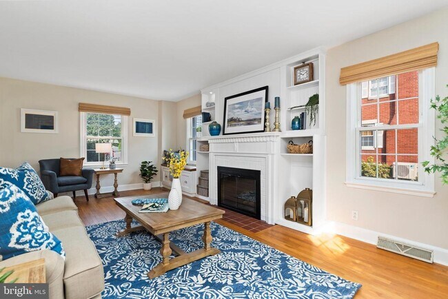 Building Photo - 710 Fishburn Rd