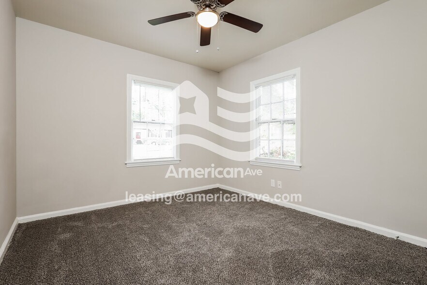 Building Photo - 2831 E Wynnton Ln