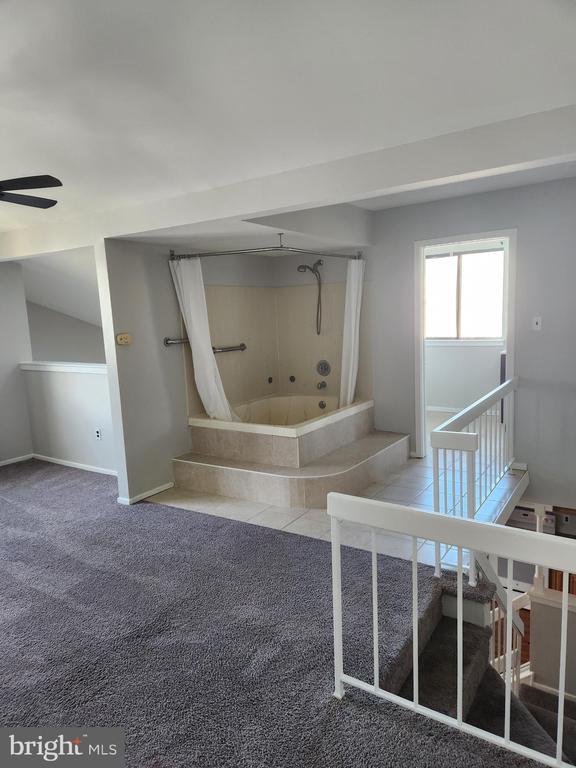 Building Photo - 5004 Tracy Ct