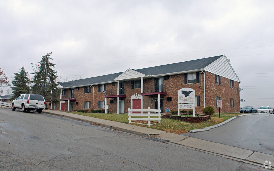 Falcon Ridge 402452 Briarwood Ave Dayton OH 45403 Apartment Finder