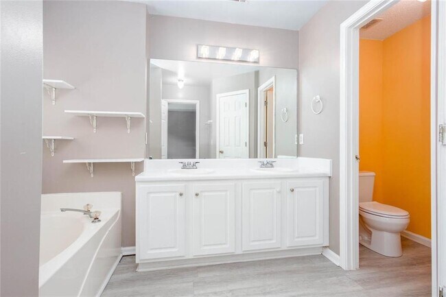 Building Photo - 5414 Sweetsprings Dr SW