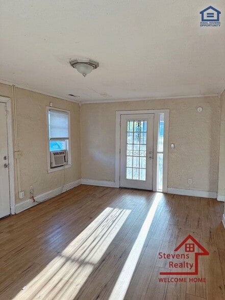 Building Photo - 4816 Tomahawk Trail