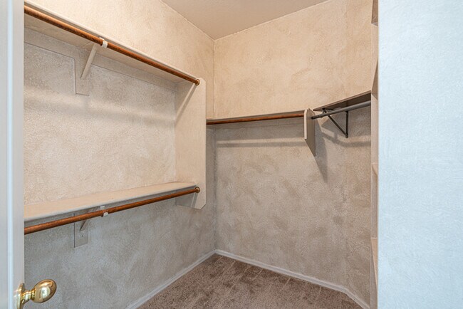 Building Photo - Great Single Level Peoria Home