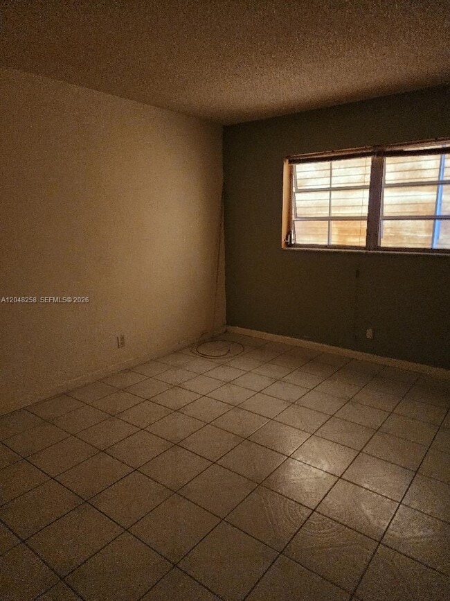 Building Photo - 1621 NW 46th Ave