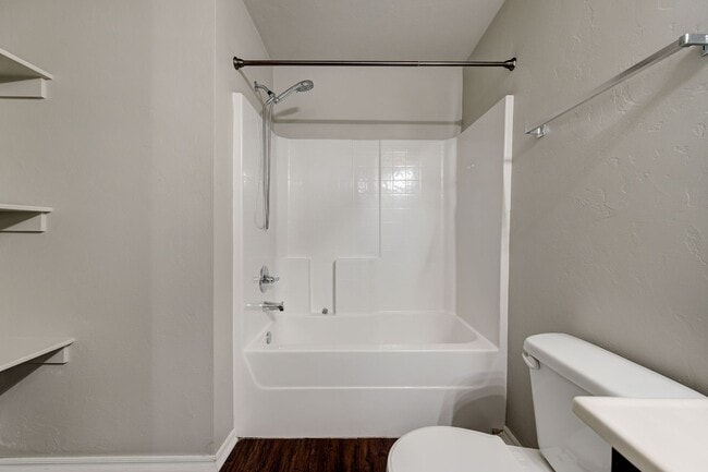 Building Photo - Gorgeous 3 Bed 2 Bath in Moore/SE OKC