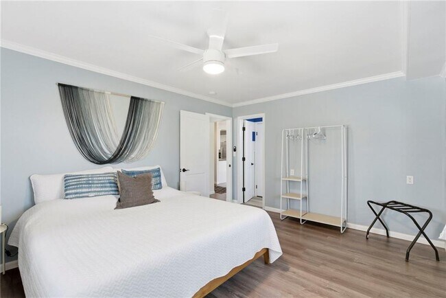 Building Photo - 3 Leigh Ln