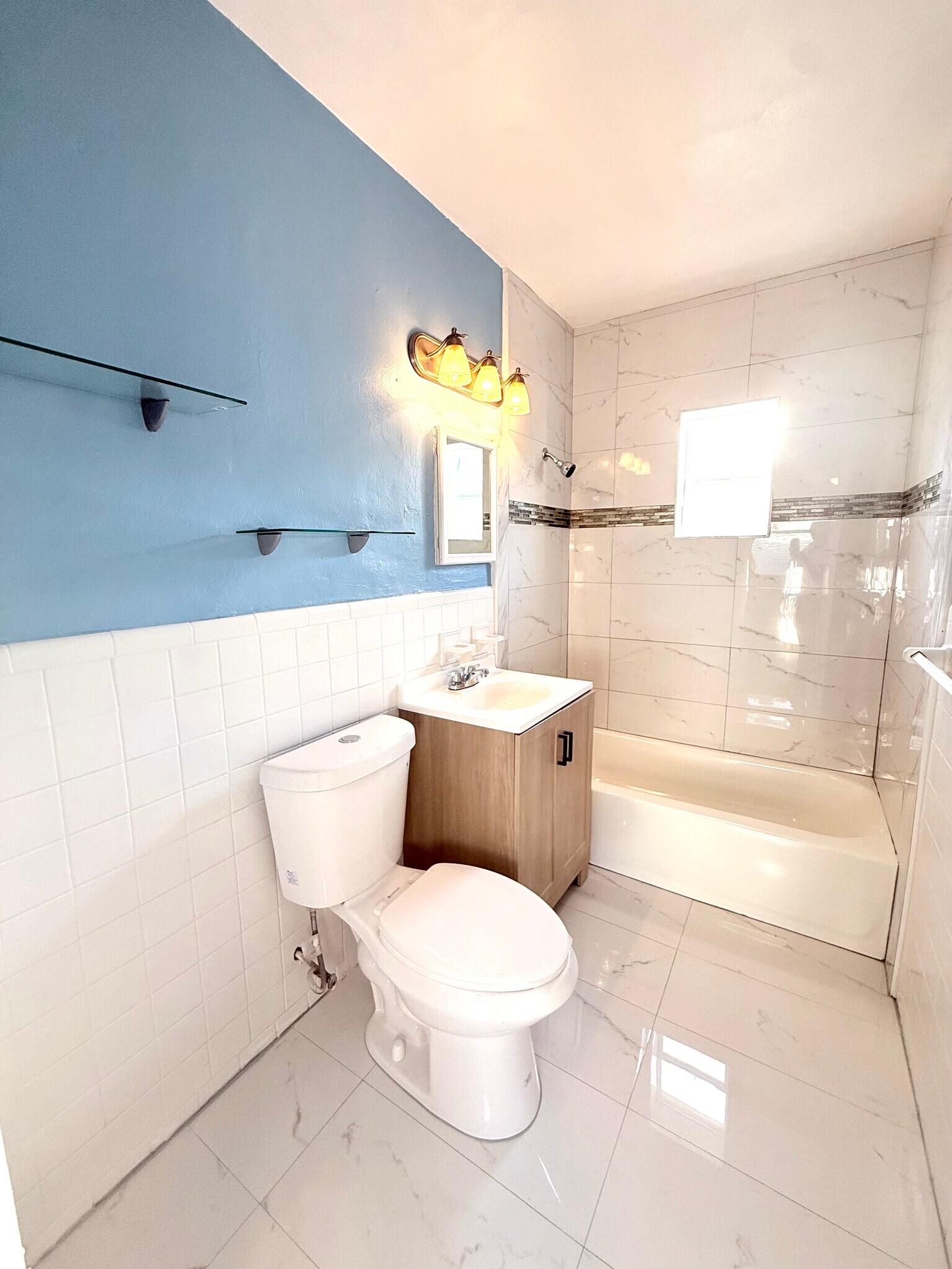 Building Photo - 209 NW 10th St