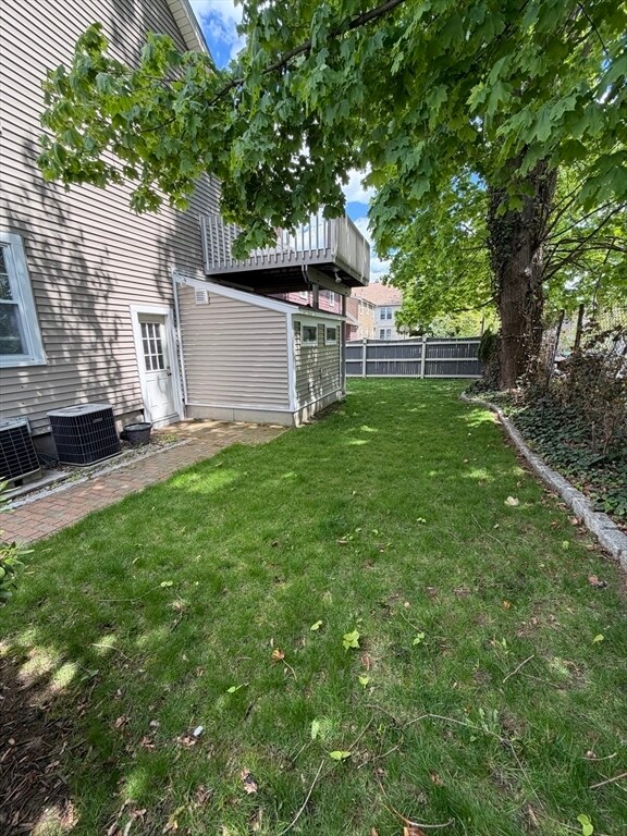 Building Photo - 58 Dix St