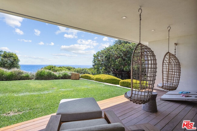 Building Photo - 31824 Seafield Dr