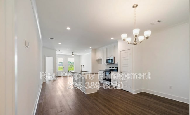 Building Photo - 5633 Emmie Dr