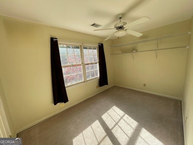 Building Photo - 156 Plantation Trce