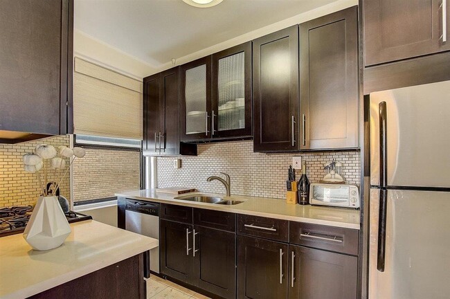 Building Photo - 2600 John F. Kennedy Blvd