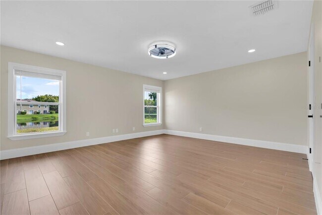 Building Photo - 531 Flower Fields Ln
