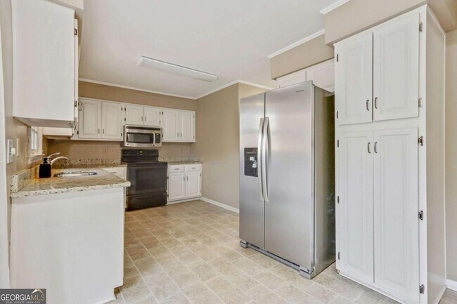 Building Photo - 4365 Burnleigh Chase NE