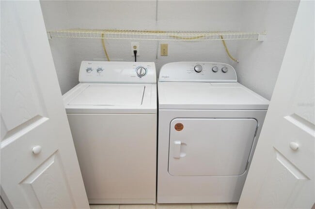 Building Photo - 10263 Gandy Blvd N