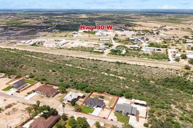 Building Photo - 204 Shadow Mountain Dr