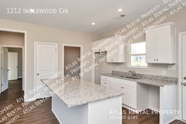 Building Photo - 1212 Inglewood Cir