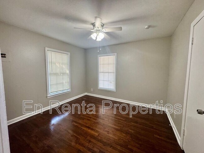 Building Photo - 3617 Bonnie Dr
