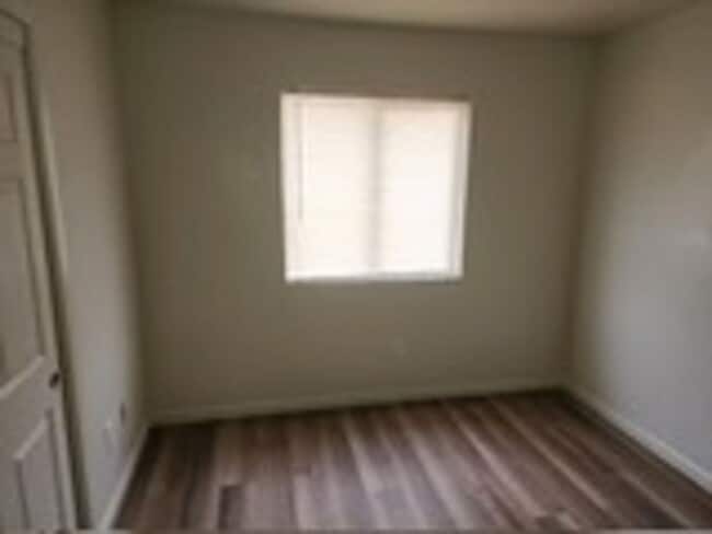 Building Photo - 1730 Inyo St