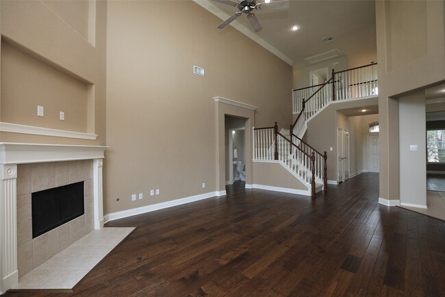 Building Photo - 9603 Red Rugosa Dr