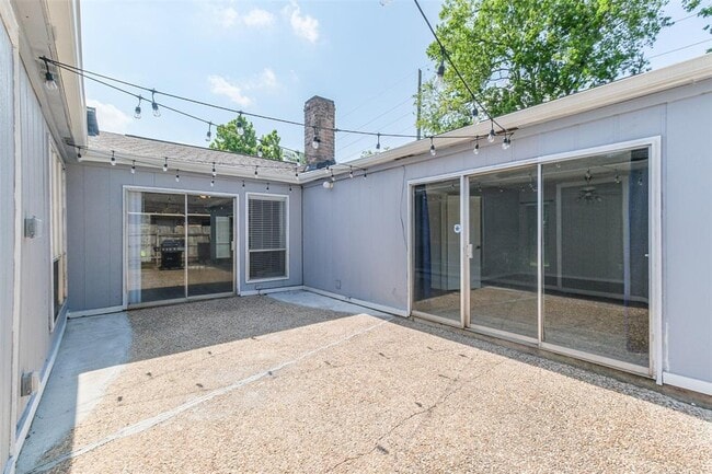 Building Photo - 14415 Locke Ln