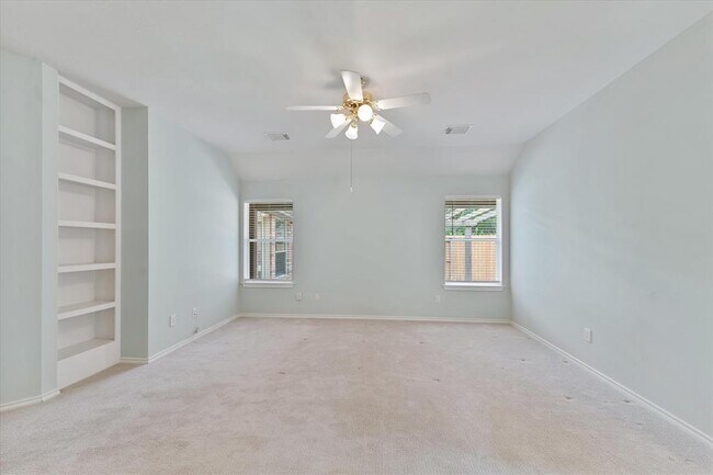 Building Photo - 27 N Merryweather Cir