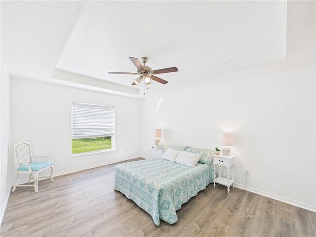 Building Photo - 8135 100th Ave