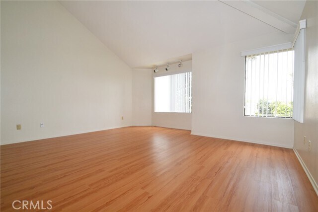 Building Photo - 2595 Plaza del Amo