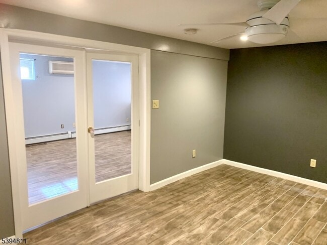 Building Photo - 138 Meriline Ave