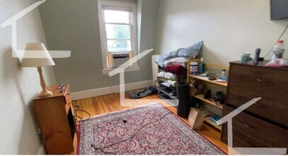 Building Photo - 3 Bedroom * Lower Allston @ HBS