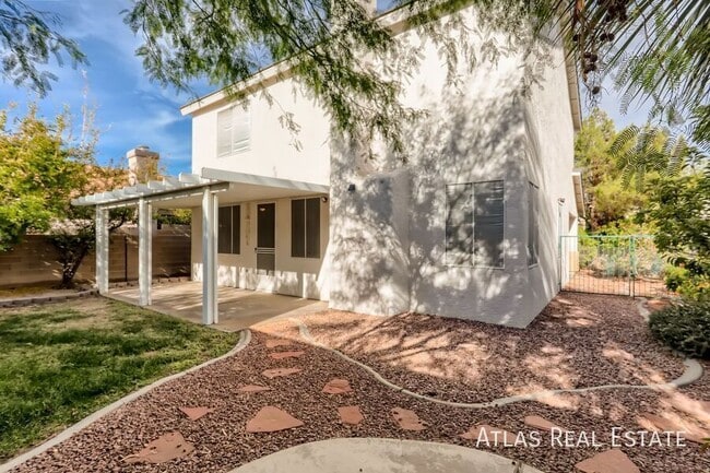 Building Photo - 1733 Millstream Way