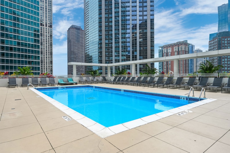 Building Photo - 313 E Ohio St