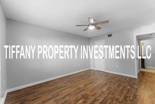 Building Photo - 5020 Sardis Rd