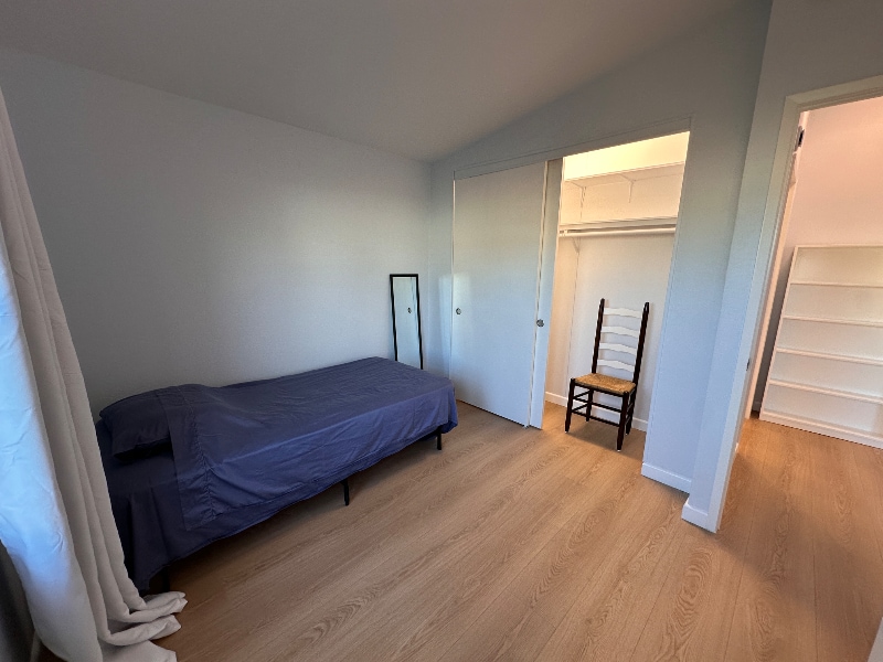 Building Photo - 628 Via Bolivia