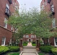 Building Photo - 736 Hinman Ave