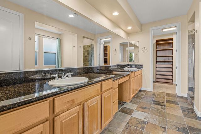 Building Photo - 851 Antilla Way