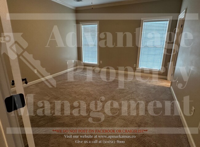 Building Photo - Warm & Welcoming Home with Open Layout and...