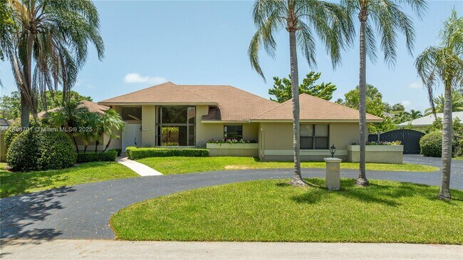Primary Photo - 8110 SW 188th St