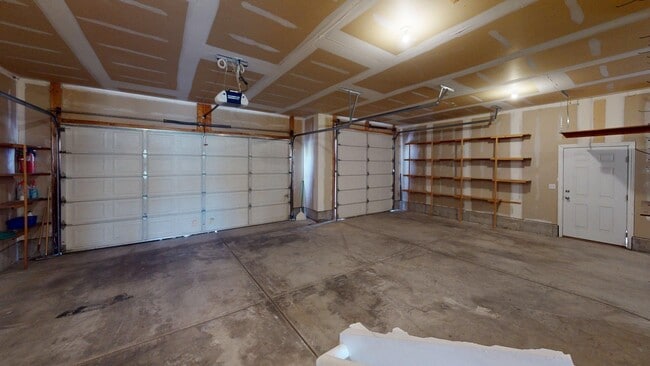 Building Photo - Herriman Rambler with Basement Apartment