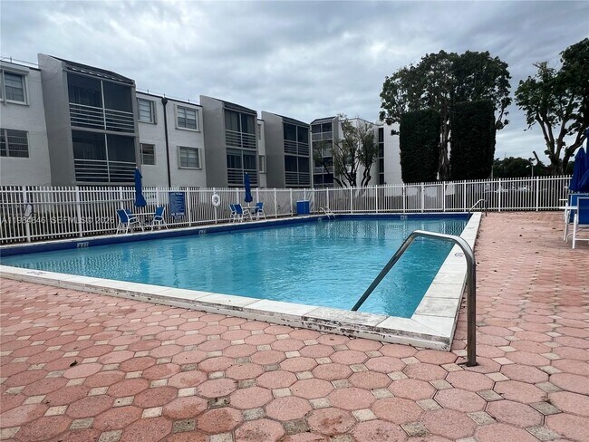 Building Photo - 14155 SW 87th St