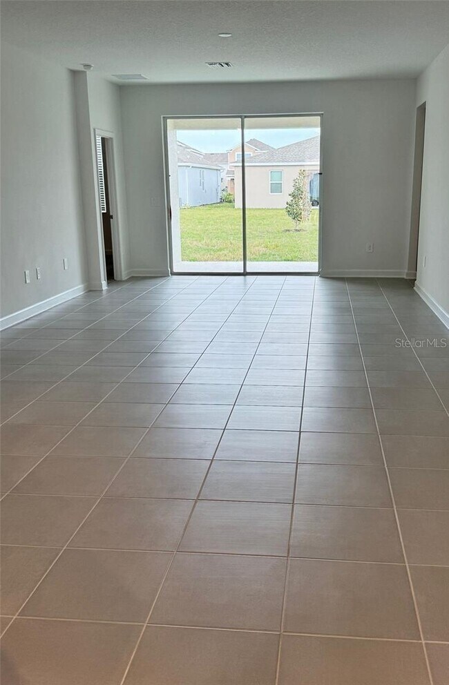 Building Photo - 1877 Blissful Dr