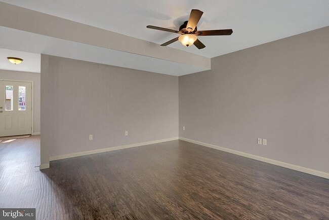 Building Photo - 22 Spring View