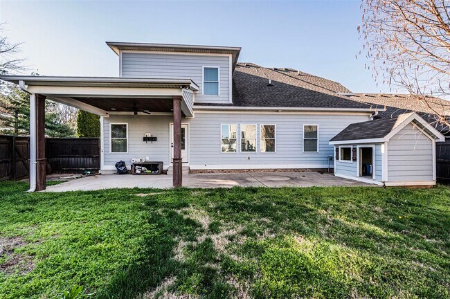 Building Photo - 730 Bennington Park Dr