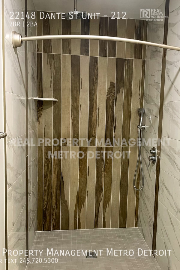 Building Photo - 22148 Dante St