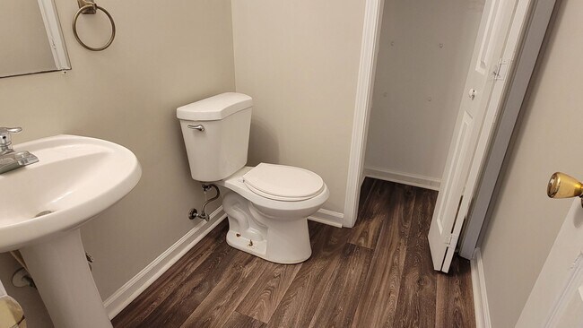 Building Photo - Coming Soon - Modern Comfort Ideal Locatio...