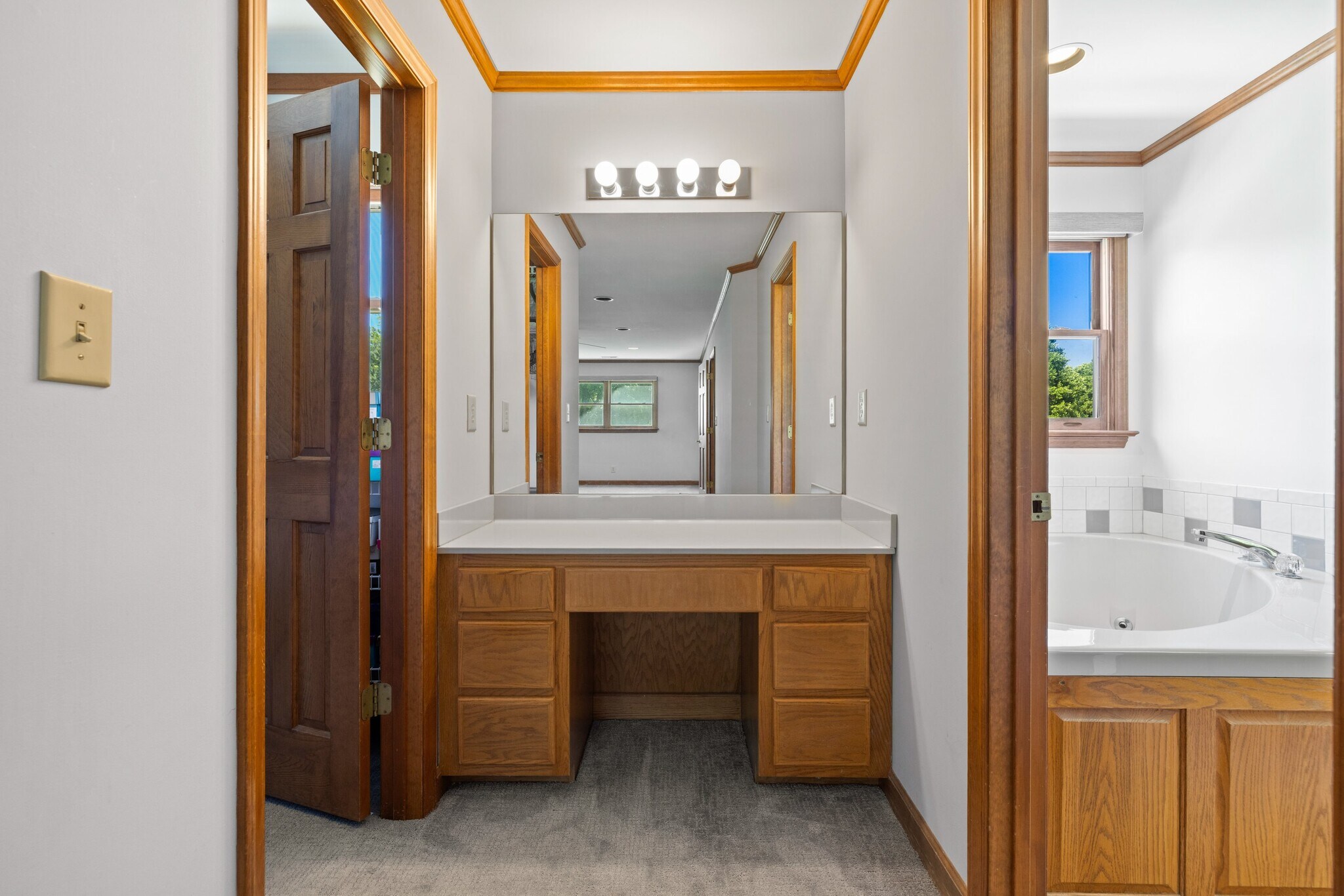 Building Photo - 3010 Eaker Dr