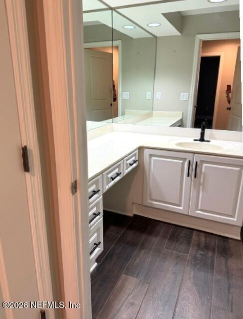 Building Photo - 400 E Bay St