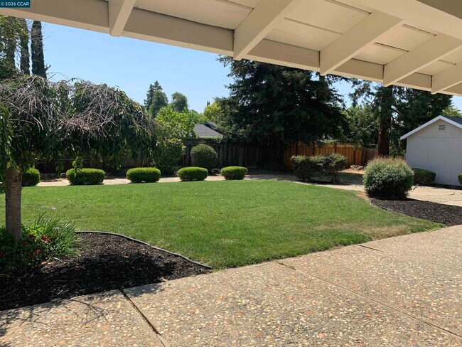 Building Photo - 1608 Claycord Ave