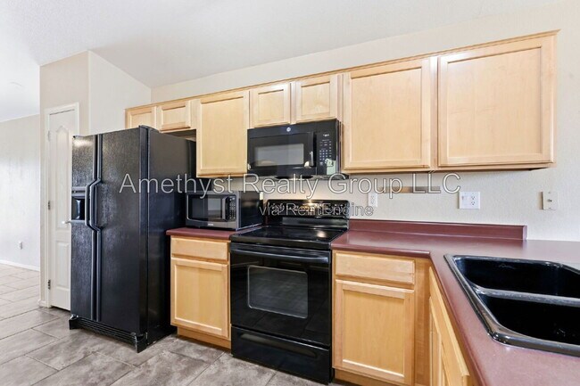 Building Photo - 6691 S 4 Peaks Pl