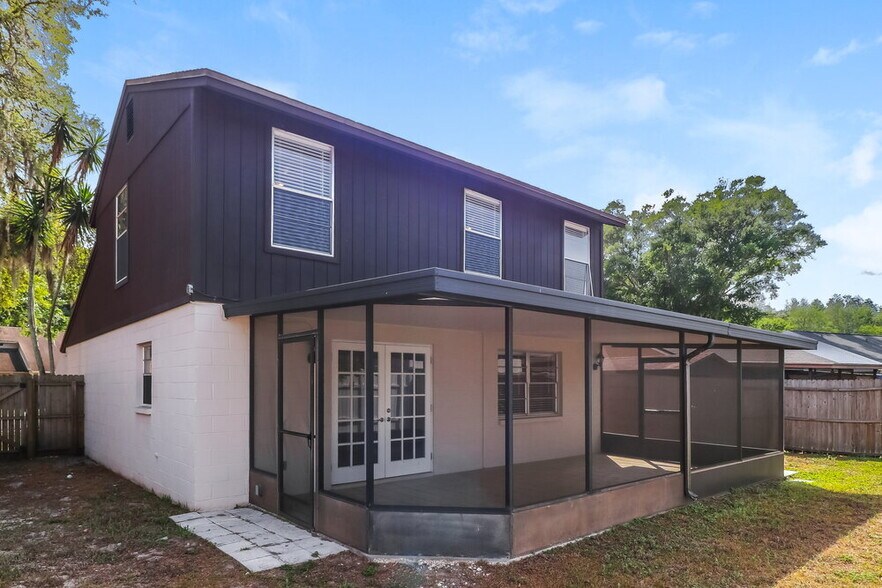 Building Photo - 2825 Cedaridge Dr